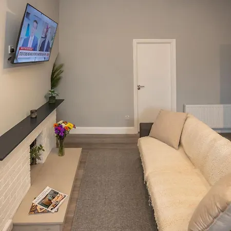 Richmond Hill Apartamento